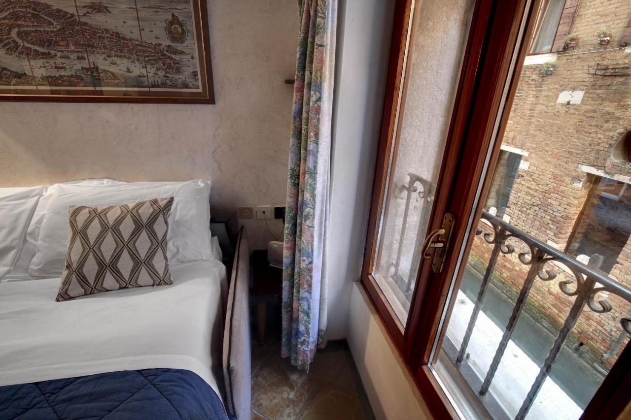 Canal View Suite In Rialto By Wonderful Italy Venedig Exteriör bild